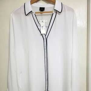 Worthington (J.C. Penney) Women's Blouse, Soft White w/Black Trim, Size XXL